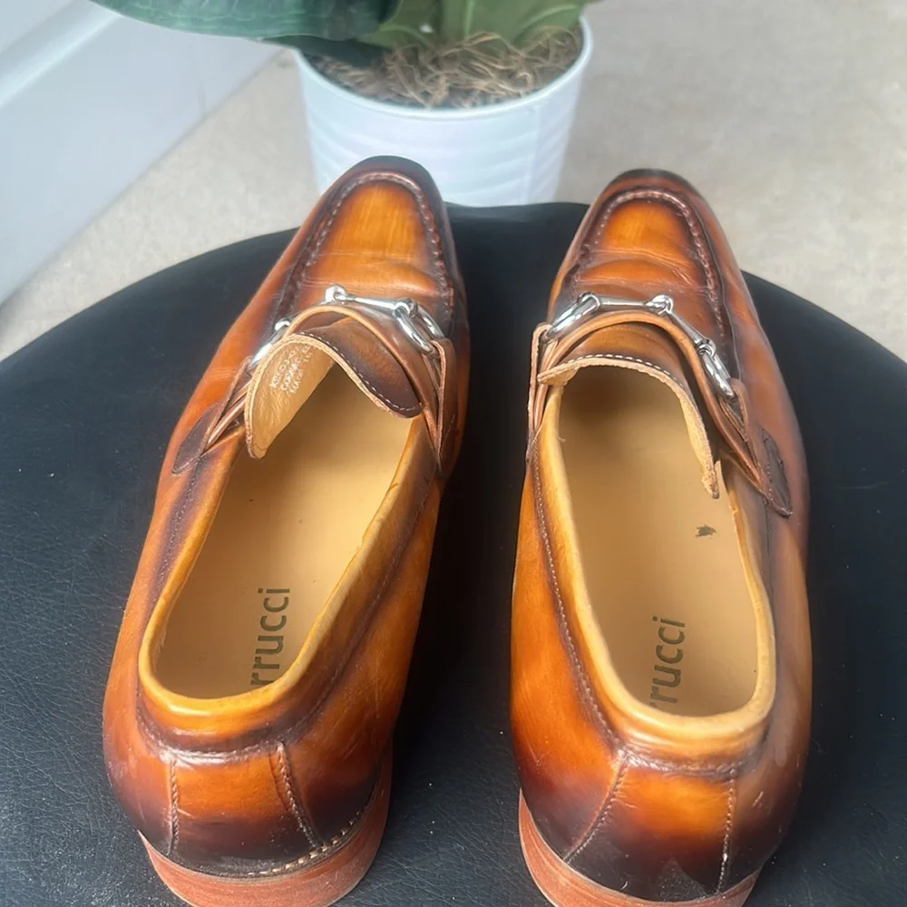Carrucci Loafers Cognac / Burnished Brown Horsebit Buckle Size 11